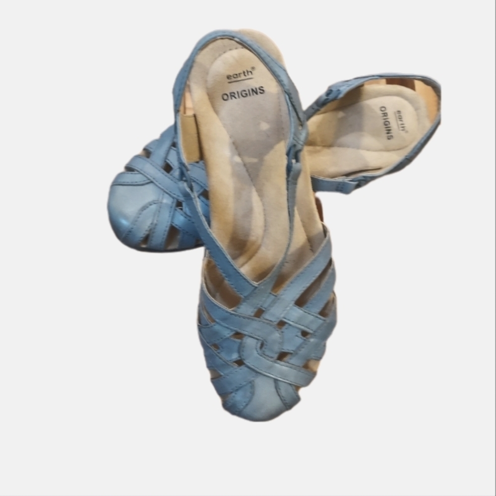 Earth Origins Belle Brielle strappy sandals